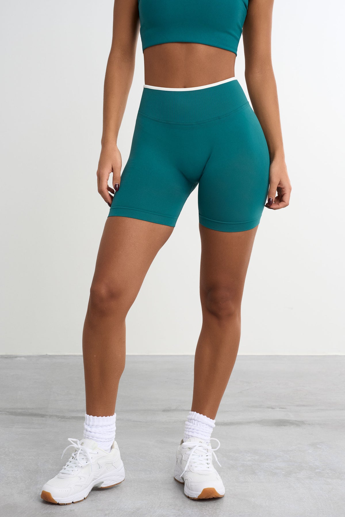Forme Blanc Shorts | Myk Komfort | Gratis Bytte – Famme