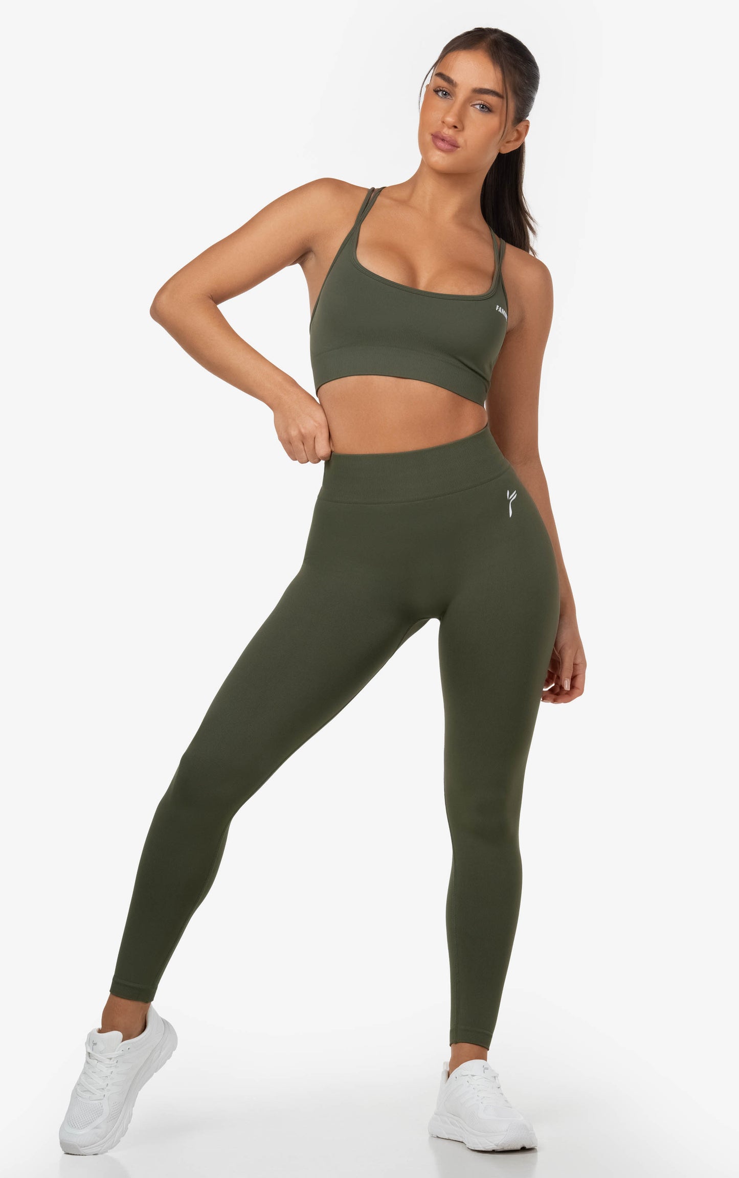 Green Lunge Sports Bra - for dame - Famme - Sports Bra