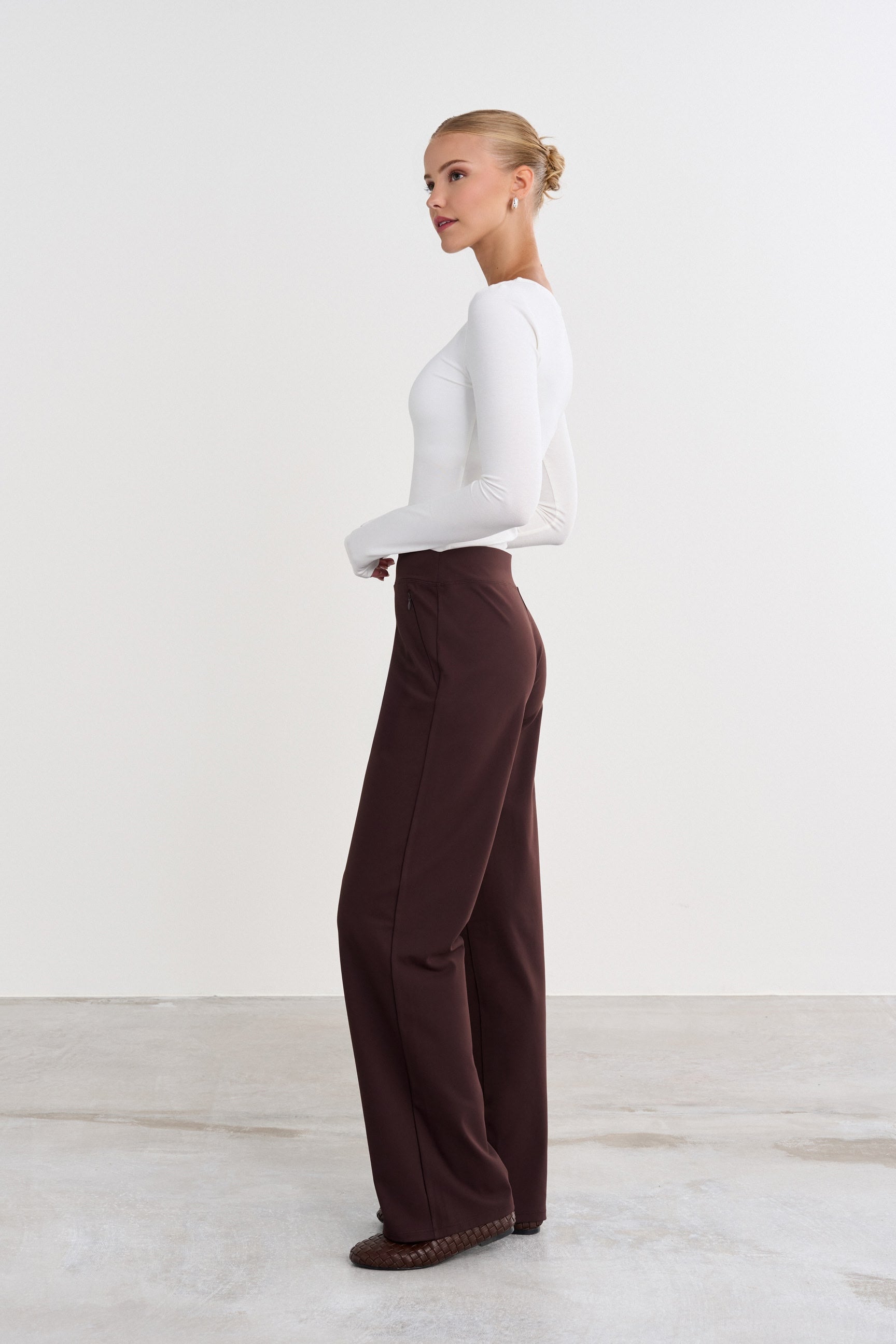 Tailored Relaxed Pants - for dame - Famme - Pants
